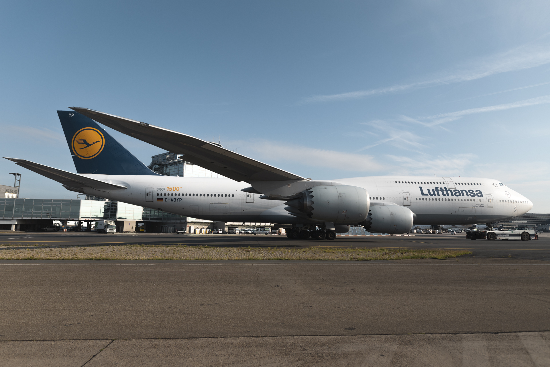 LH B748